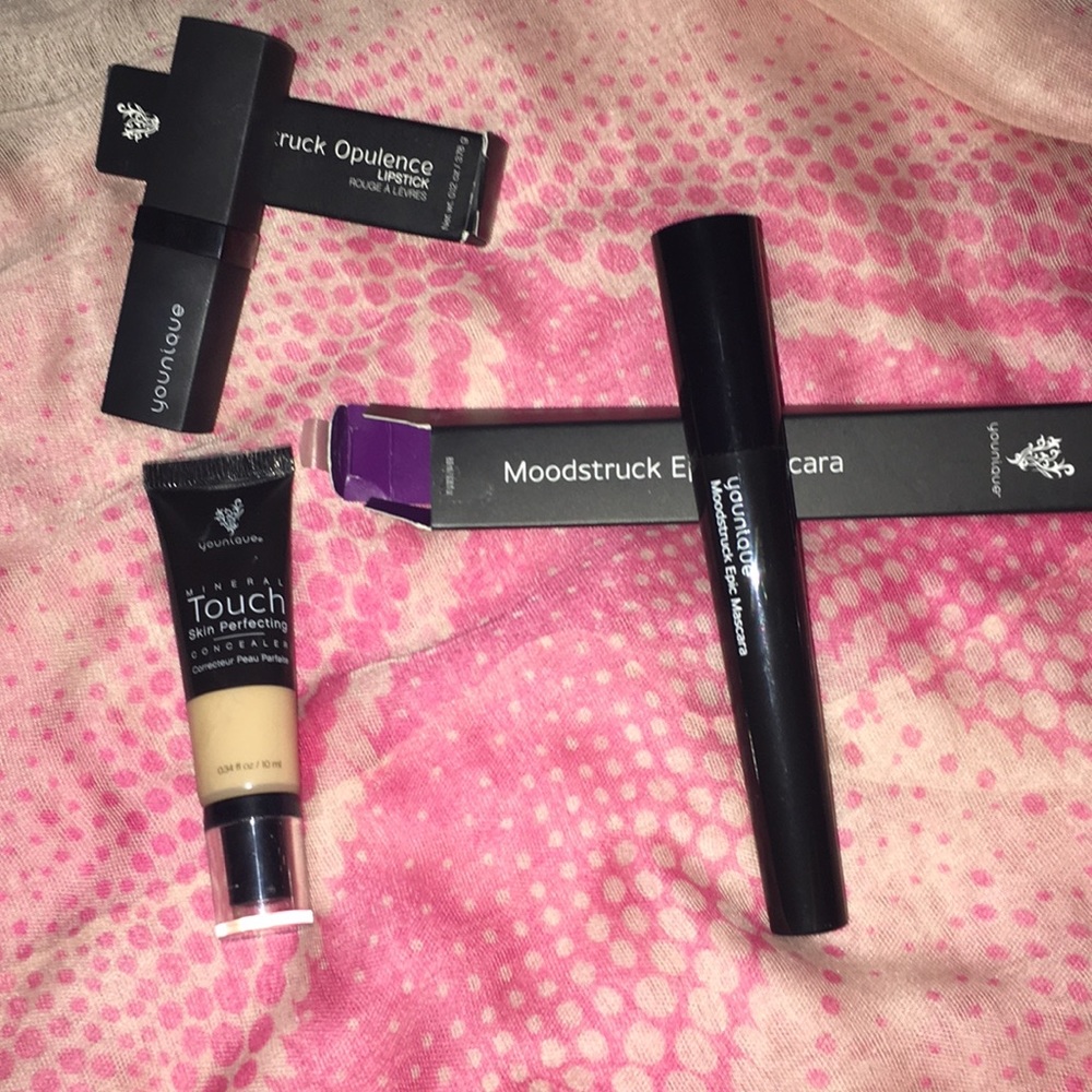 New Younique bundle